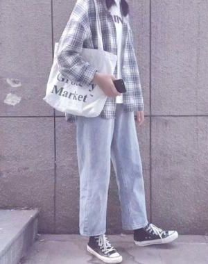 《被抹去的一家：北九州连环监禁杀人案》作者：[日]]丰田正义