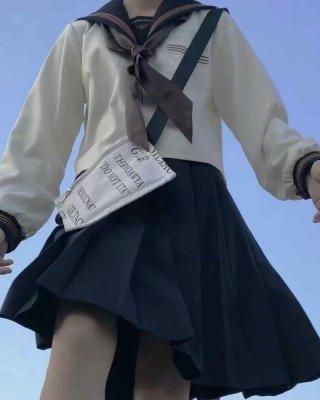 演死人三年的我回来后，装穷爸妈悔疯了 作者：