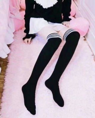 《明月高悬相思烬》傅芷裴肆年