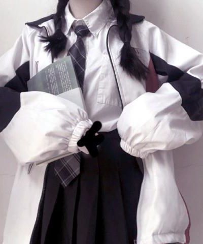 【付费首发】《医他心难安宁（二）》江柠初夏靖宇